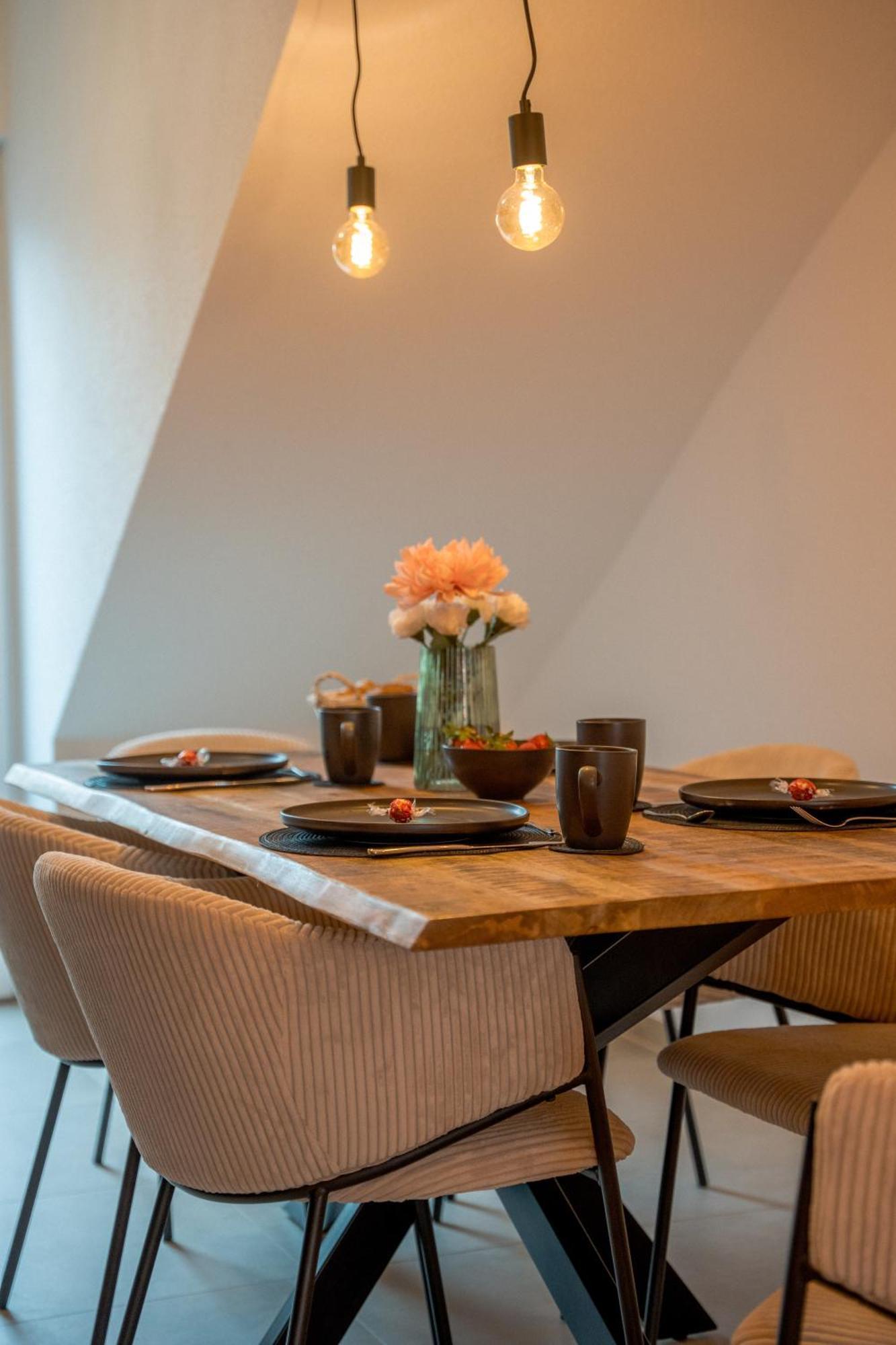 Schlossberg Residences - Design City-Apartment Im Herzen Der Weinstrasse Neustadt an der Weinstraße Exteriér fotografie